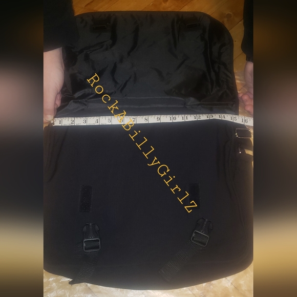 Sourpuss Man's Ruin Pinup Girl Martini Glass Tattoo Flash Laptop Messenger Bag - Picture 8 of 16